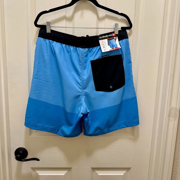 New Quiksilver Men's Volley Swim Shorts Size XL Blue UV Protection Quick Dry - Picture 11 of 13